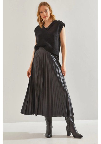 Parla Kumaş Pileli Uzun Etek fırsatları