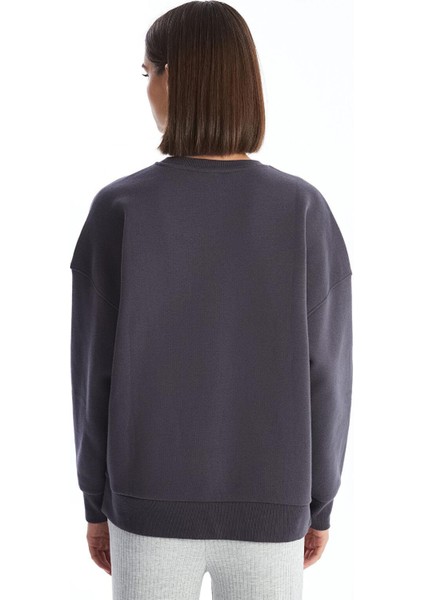 Lcw Vision Bisiklet Yaka Baskılı Oversize Kadın Kalın Sweatshirt fırsatları