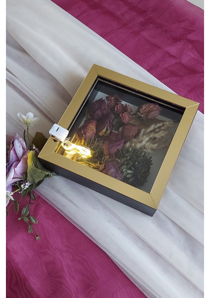 20X20X5 cm Ledli Siyah-Gold Anı Çerçevesi! Yeni Moda Çiçek Anı Çerçevesi! modelleri