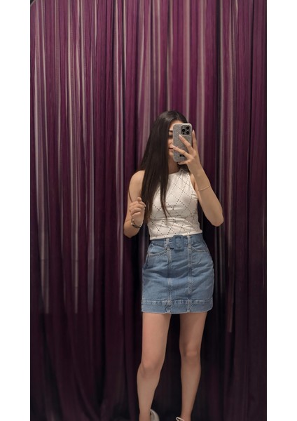 Ön Kısmı Dikişli Kemeri Tokalı Denim Etek