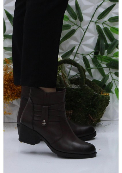 42806 Kahve Deri Içi Kürklü Kaymaz Taban Kadın Bot