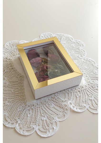 15 x 20 x 5 cm Beyaz-Gold Anı Çerçevesi! Yeni Moda Çiçek Anı Çerçevesi!