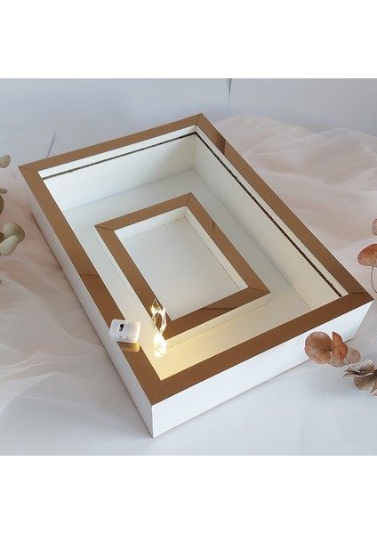 25 x 35 cm Yarı Kaplama Ledli Beyaz-Bronz Anı Çerçevesi! Yeni Moda Çiçek Anı Çerçevesi!