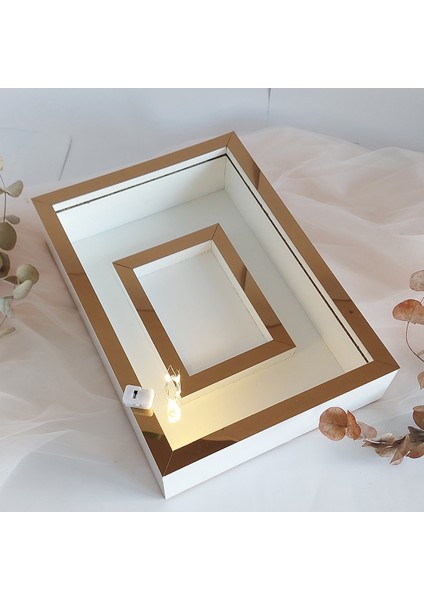 25 x 35 cm Yarı Kaplama Ledli Beyaz-Bronz Anı Çerçevesi! Yeni Moda Çiçek Anı Çerçevesi! fiyatları