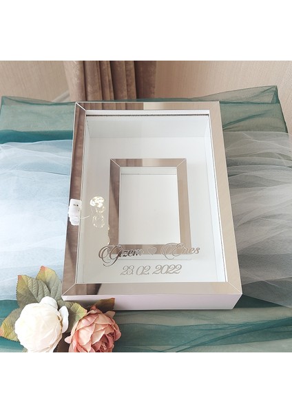 25 x 35 cm Yarı Kaplama Ledli+Isimli Siyah-Gümüş Anı Çerçevesi! Yeni Moda Çiçek Anı Çerçevesi!