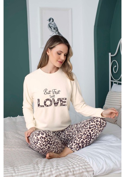 Kadın Bisiklet Yaka Düğmesiz Kışlık Termal Cepli Bilek Manşetli Jogger Uzun Kol Pijama Takımı modelleri