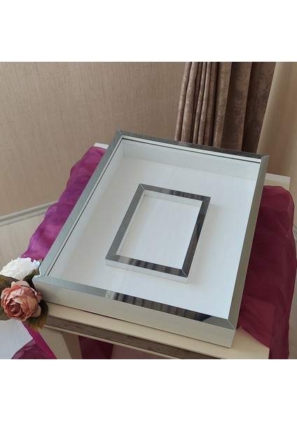 40 x 50 cm Yarı Kaplama Beyaz-Füme Anı Çerçevesi! Yeni Moda Çiçek Anı Çerçevesi! fiyatları
