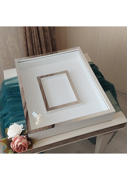 40 x 50 cm Yarı Kaplama Ledli Beyaz-Gümüş Anı Çerçevesi! Yeni Moda Çiçek Anı Çerçevesi!