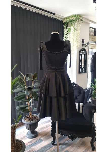 Siyah Saten Kare Yakalı Mini Boy Mezuniyet Elbisesi fiyatları