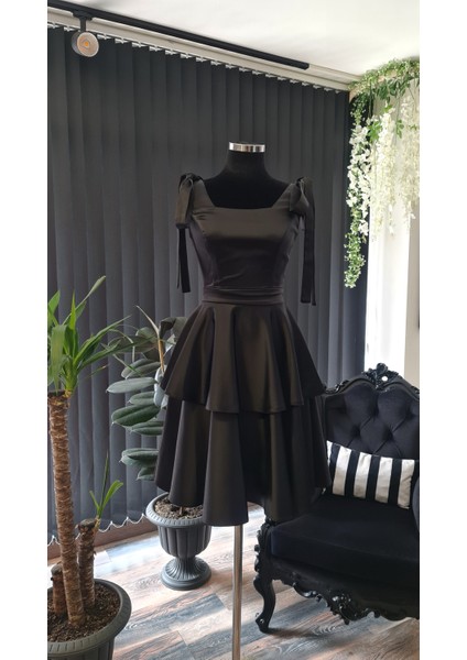 Siyah Saten Kare Yakalı Mini Boy Mezuniyet Elbisesi fırsatları