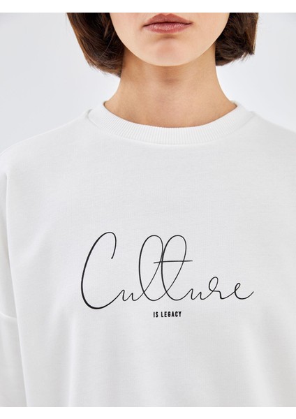 Lcw Vision Bisiklet Yaka Baskılı Oversize Kadın Sweatshirt modelleri