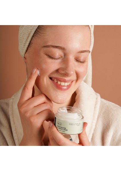 Nemlendirici ve Bariyer Onarıcı Krem