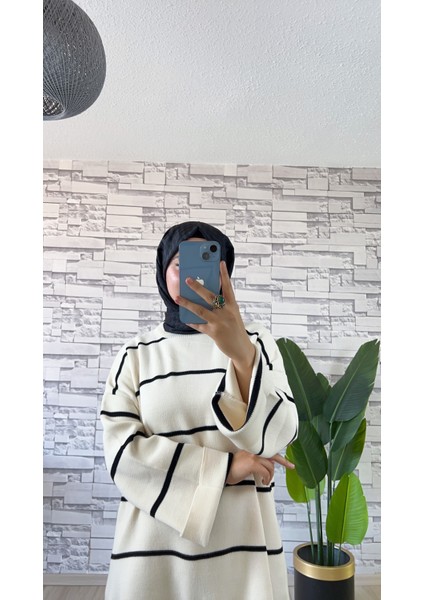 Çizgili Oversize Triko Kazak