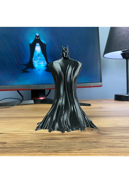 Batman Figür 15 cm - Ikonik Karakter Koleksiyon Parçası