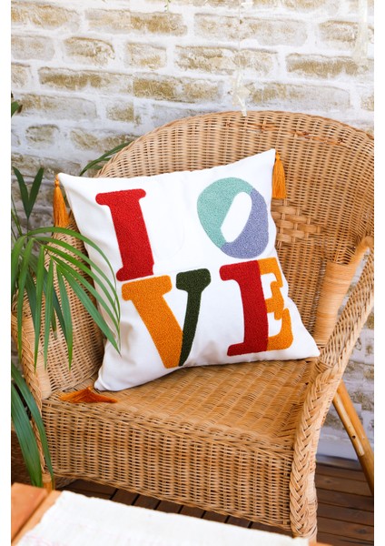 MELINA Home Deco, Dekoratif, Punch Love Işlemeli, Kırlent Yastık Kılıfı - 43X43CM
