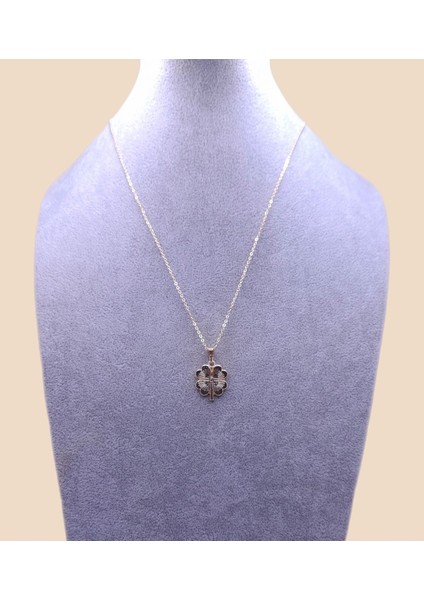 Altın Renk Parlak Yonca Model Kolye