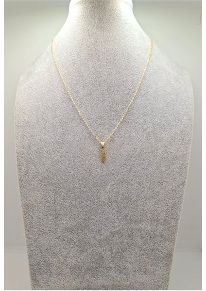Altın Renk Yaprak Model Kolye