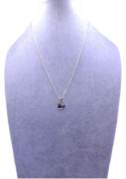 Siyah Beyaz Balina Model Kolye