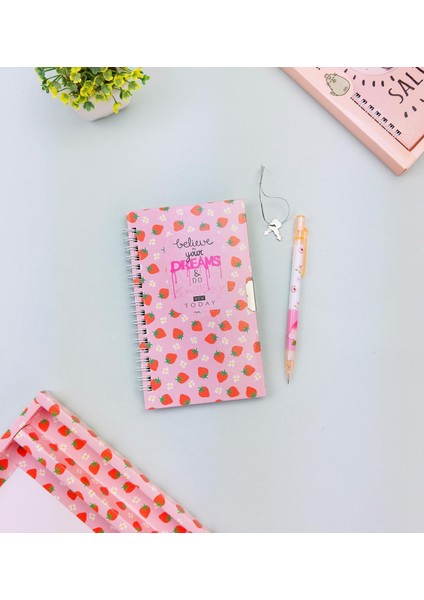 Sevimli Desenli Kilitli Defter ve Kalem Seti