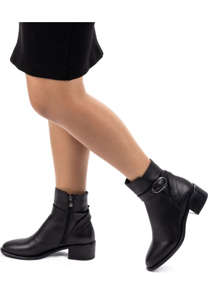 Kadın Deri Kemerli Tokalı Alçak Topuklu Günlük Bot