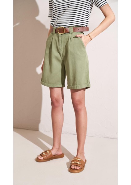 Kadın Haki Yüksel Bel Beli Kemerli Gabardin Şort indirimleri