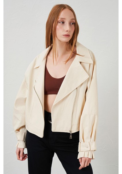 Kadın Naturel Yan Fermuarlı Kol Manşetli Balık Sırtı Gabardin Ceket