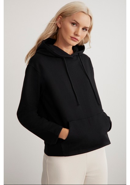 Gayle Kadın Kapüşonlu Içi Polarlı Relaxed Kalıp Basic Siyah Sweatshirt fırsatları