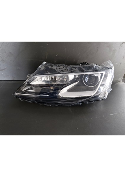 Volkswagen Jetta Ledli Sol Ön Far Sıfır 2011-2017 fiyatları