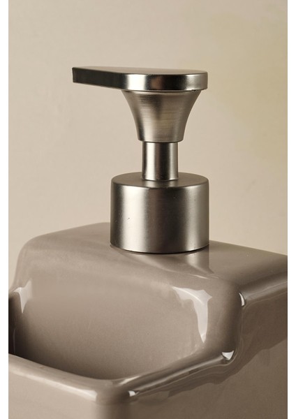 Ashton Sıvı Sabunluk Modern Tasarım ve Ergonomik Pompa ile 500 ml Kapasite indirimleri