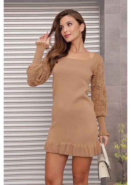 Kol Dantel Detaylı U Yaka Eteği Fırfırlı Camel Elbise modelleri