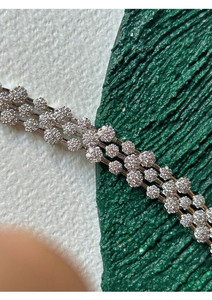 Silver Renk Çelik Zirkon Taş Işlemeli Trio Coronet Premium Bileklik fırsatları