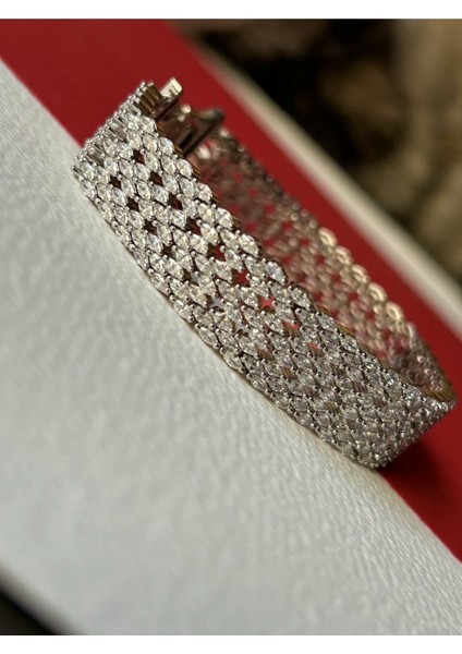 Silver Renk Çelik Zirkon Markiz Taş Işlemeli Balıksırtı Örgü Premium Bileklik modelleri