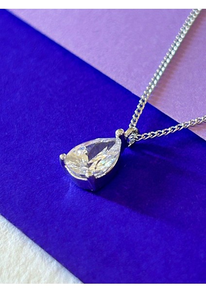 Silver Renk Çelik Damla Zirkon Taş Detaylı Tek Taş Uçlu Kolye modelleri