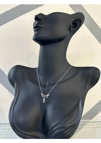 Silver Renk Tasarım Sonsuzluk Zirkon Taşlı 925 Gümüş Kolye modelleri