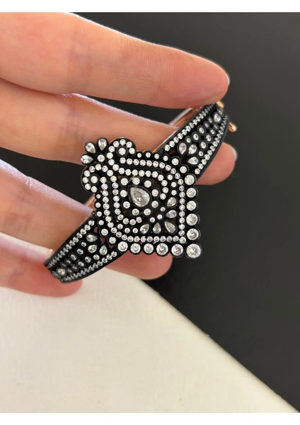 36,90 gr Rose Renk Damla Detaylı Zirkon Taş Tasarım 925 Gümüş Elmas Montür Kelepçe fiyatları
