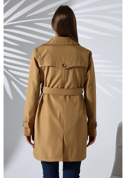 Kadın Degaje Kuşaklı Yarım Boy Astarlı Uzun Kollu Döğmeli Trençkot indirimleri
