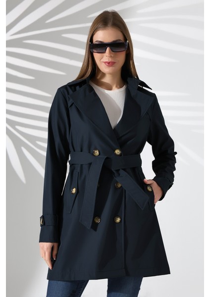 Kadın Degaje Kuşaklı Yarım Boy Astarlı Uzun Kollu Döğmeli Trençkot modelleri