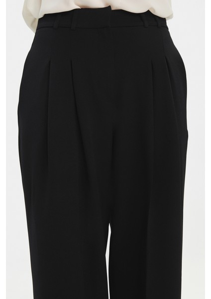 Pili Detaylı Palazzo Pantolon