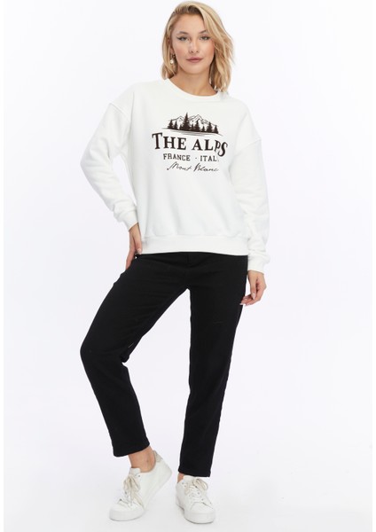 Kadife The Alps Desenli Ekru Yumuşak Dokulu Regular Fit Bisiklet Yaka Kadın Sweatshirt