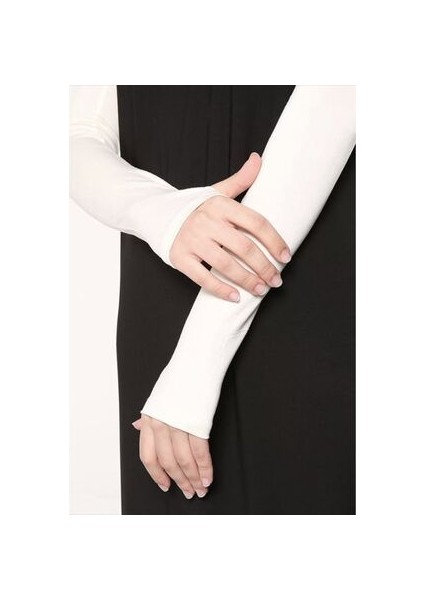Kadın Tesettür Parmak Geçmeli Kolluk Ekru
