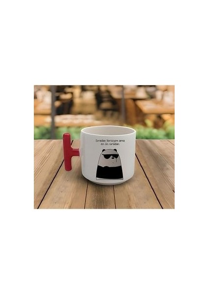 Latte & Espresso El Yapımı Sıradan Biriyim Ama En Ön Sıradan T Kulp Kupa 200 ml