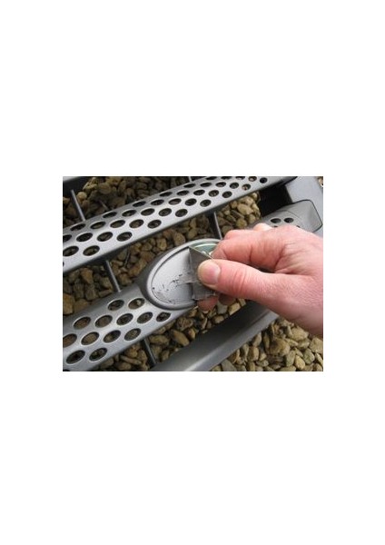 Land Rover Ön Panjur Arma Siyah fırsatları