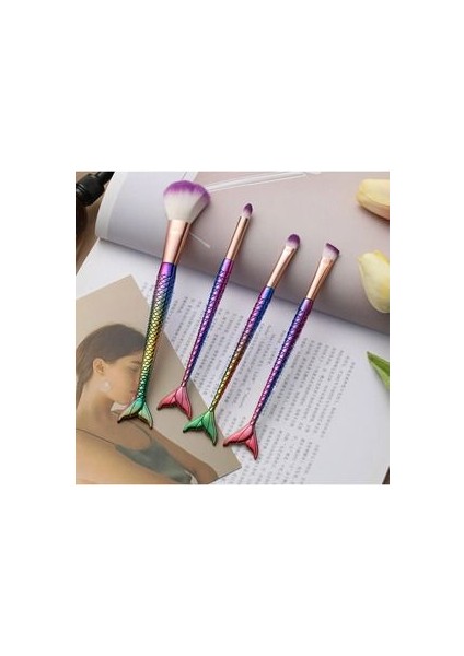 Yeni Ultra Yumuşak Kıllı 4'lü Makyaj Fırçası Seti Boy 15 cm fiyatları