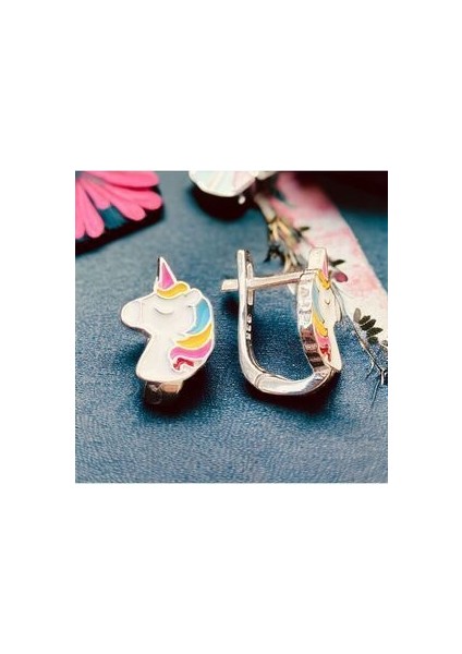 925 Ayar Gümüş Unicorn Mineli Çocuk Küpesi