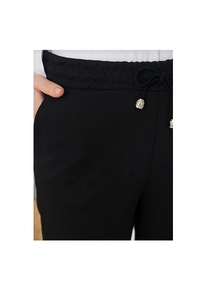 Kadın Beli Lastikli Havuç Kesim Pantolon modelleri