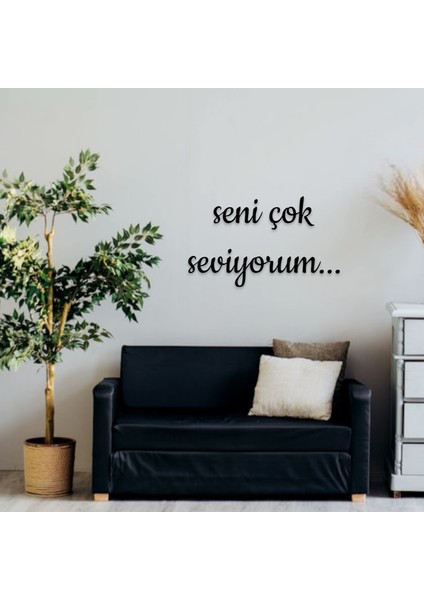 Kişiye Özel Yazılan Ahşap Duvar Dekoru – Dekoratif ve Size Özel Yazılarla Evinizi Kişiselleştirin