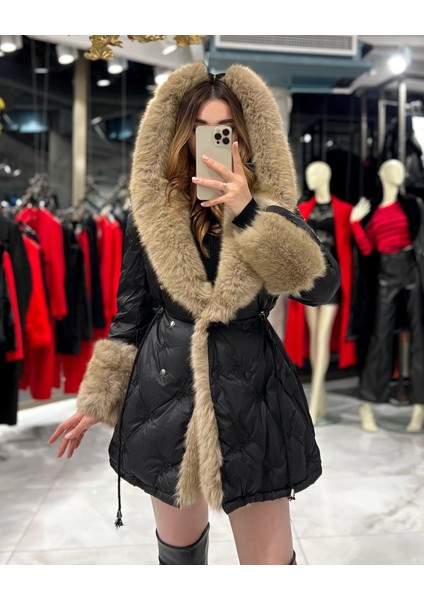 Monte Ithal Kürk Detay Kapüşonlu Mont Siyah