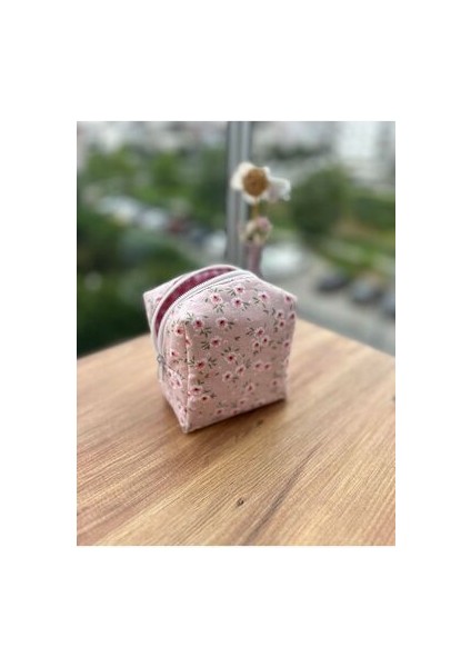 Mini Makyaj Ped Çantası Çıtır Çiçekler Pembe Ölçüleri 10-10-7cm