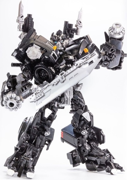 Transformers Film Versiyonu Ironhide Model Oyuncağı Aksesuar Paketiyle Birlikte Gelir (Yurt Dışından)