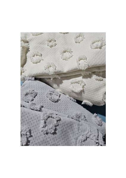 Hera Yuvarlak Püskül Detaylı Pike ve Kırlent Set modelleri